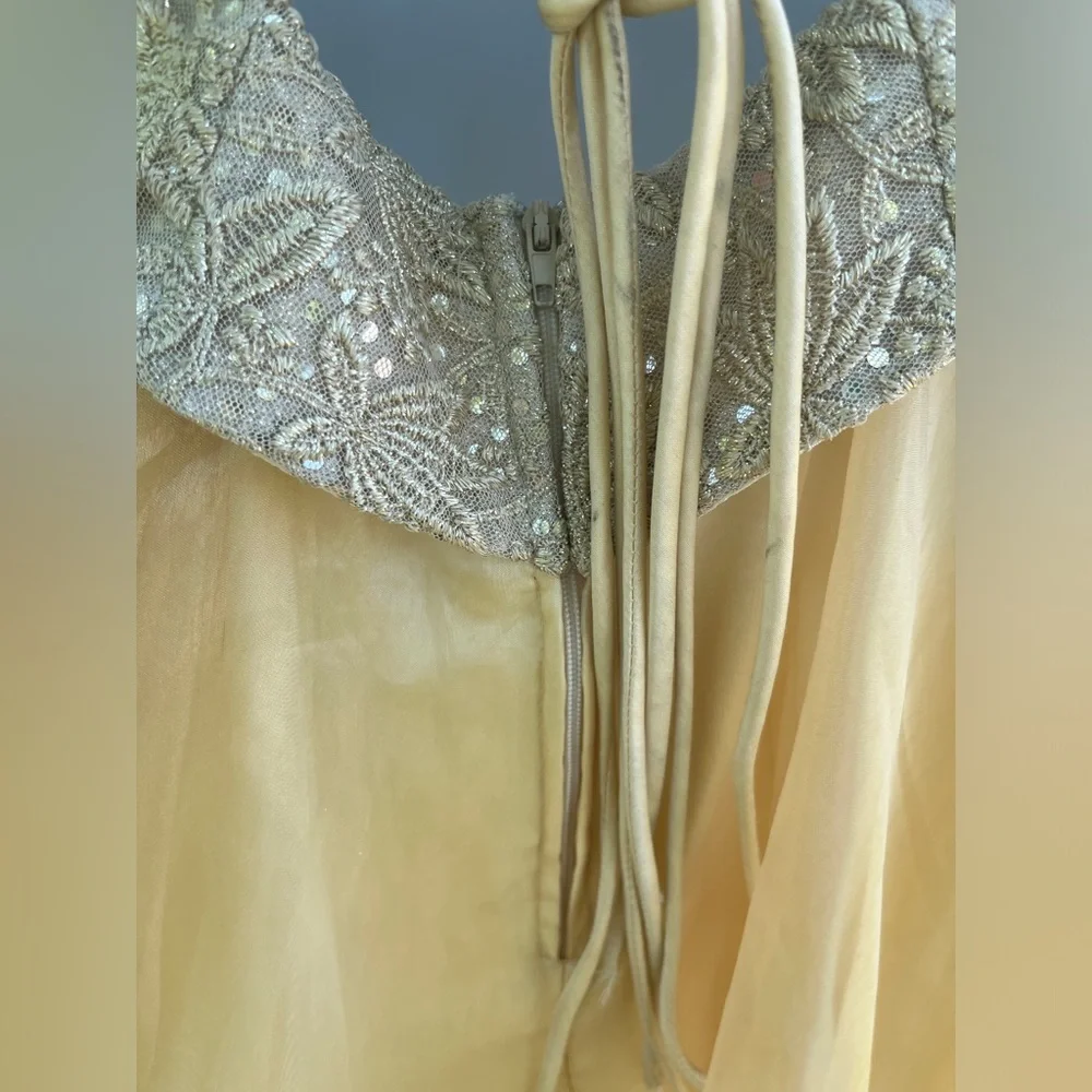 90s golden gown/prom dress size 4 - Picture 9 of 16